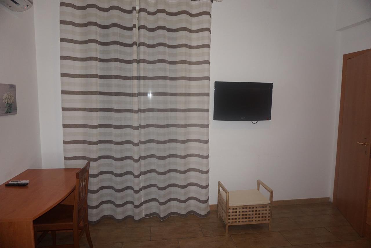 Hotel Villa Souvenir Forza dʼAgro Екстериор снимка